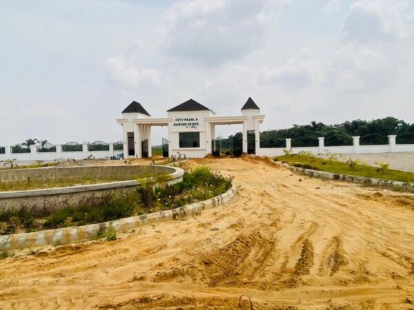 CITY PEARL & GARDEN ESTATE beside Alaro City and opposite the Lekki International Airport on the Lekki-Epe Expressway.   C of O (Starting price 25M) - Image 6